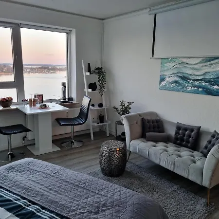 Apartment Traumblick! Mitten Im Wasser, Dem Himmel Ganz Nah! *